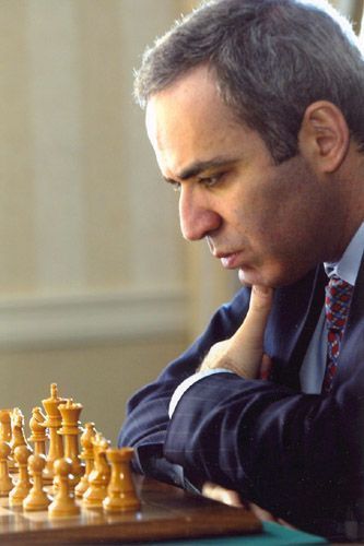 A Vida Imita o Xadrez - Brochado - Garry Kasparov, Garry Kasparov - Compra  Livros na